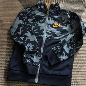 Nike Blue Camo Jacket with Orange Logo Set